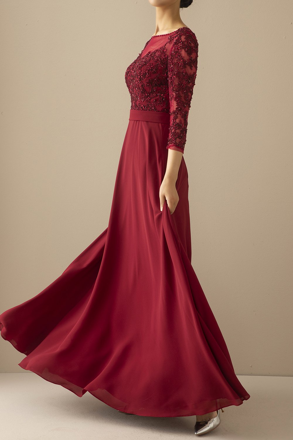 Robe de Mariée Bordeaux à Manches pour Mère