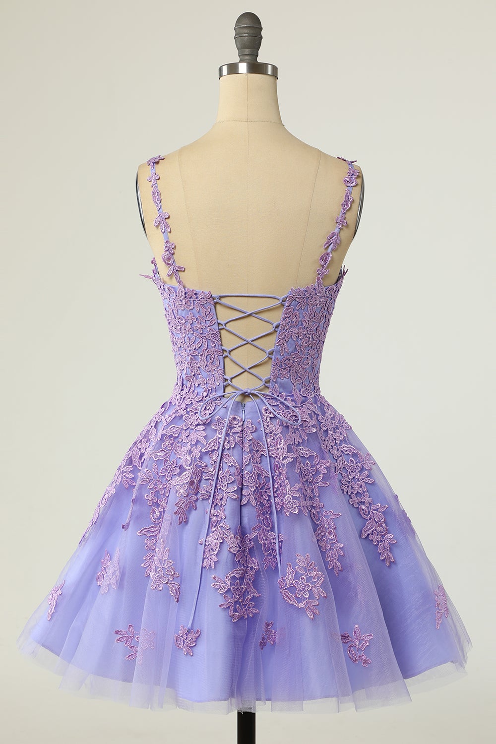 Une ligne Spaghetti Straps Purple Robe de cocktail courte