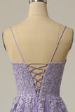 Une ligne bustier violet clair robe de bal de finissant avec des appliques