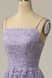 Une ligne bustier violet clair robe de bal de finissant avec des appliques