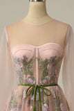 Une ligne Jewel Light Nude Long Prom Robe de bal avec broderie