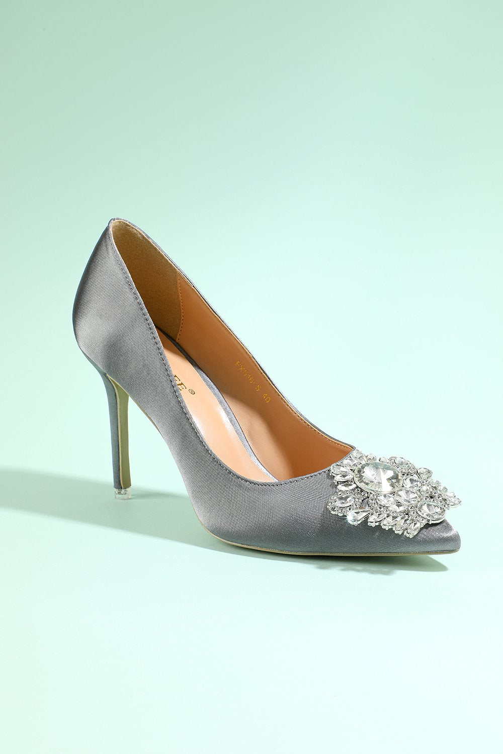 Talon aiguille gris