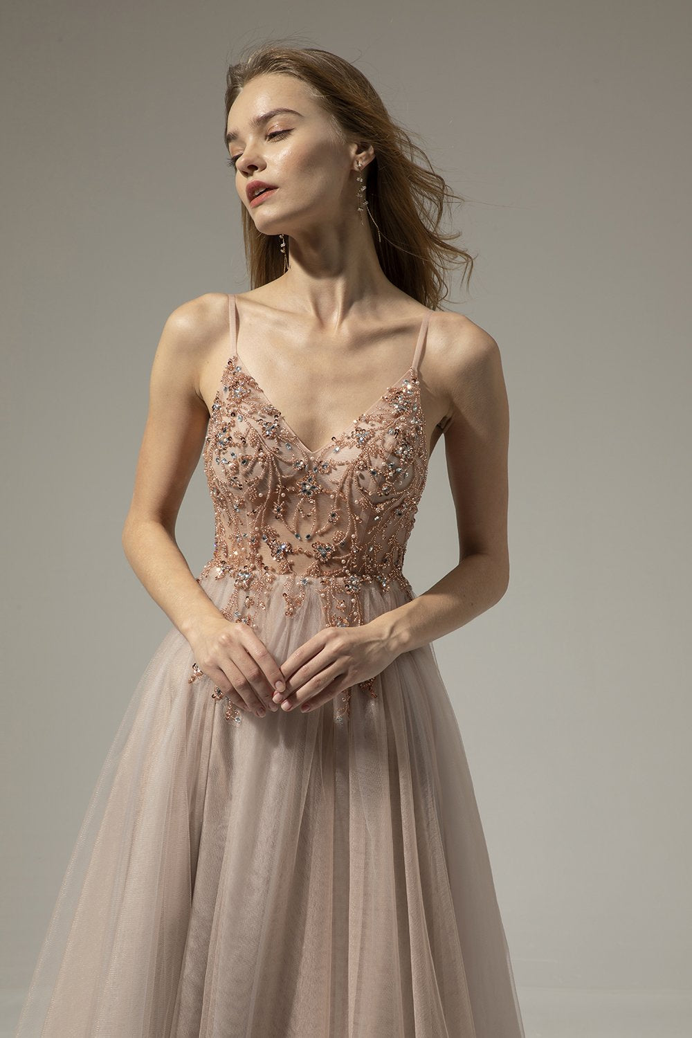 Robe longue de bal de V-cou avec la fente