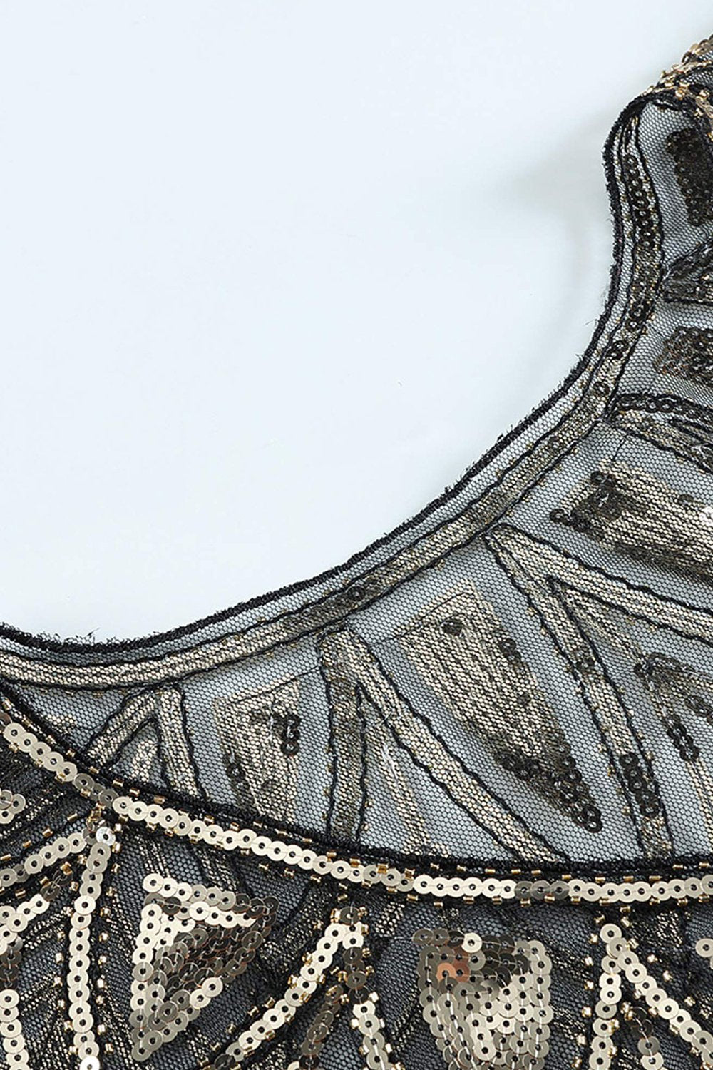 Cape à Paillettes Noires et Dorées des Années 1920