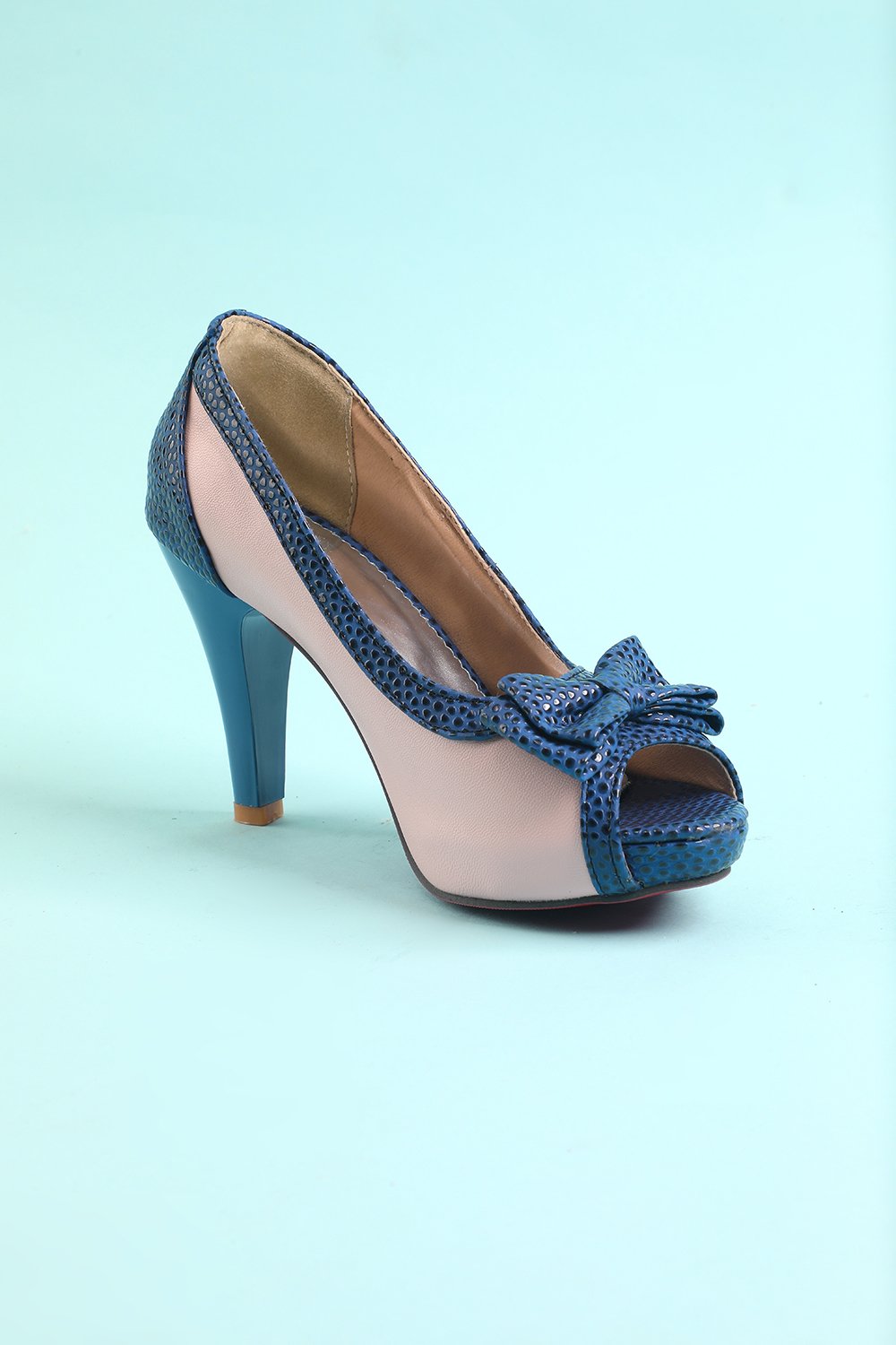 Talons hauts avec Bowknot