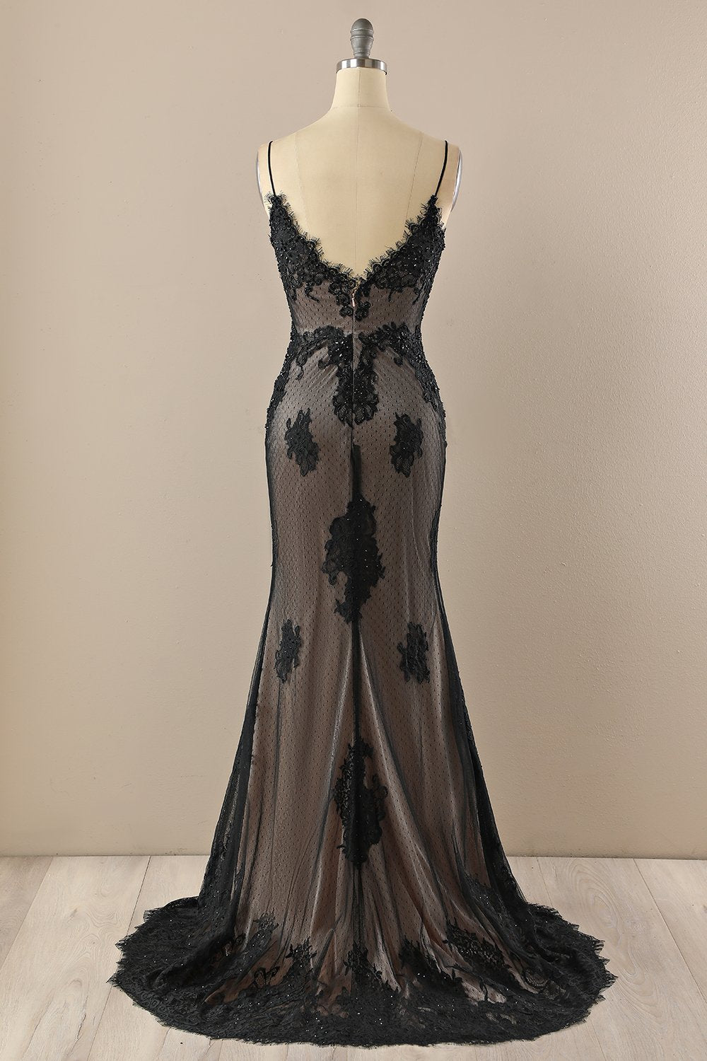 Robe noire de bal