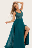 Robe turquoise de long prom de mousseline de soie avec perlé