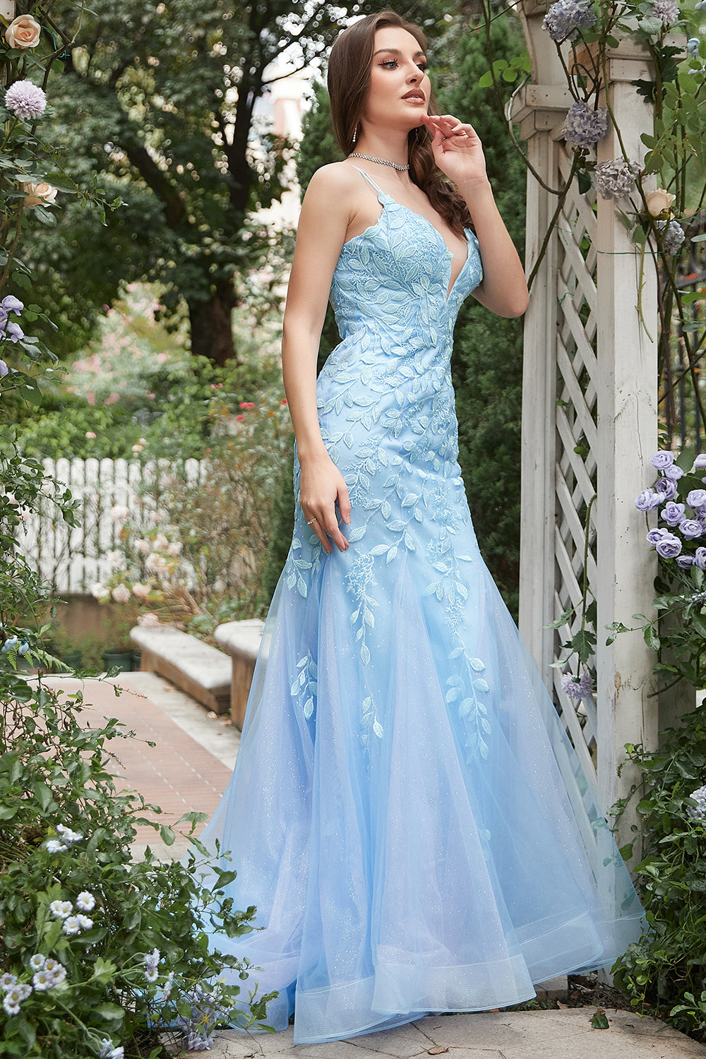 Mermaid Deep V Neck Blue Long Prom Robe avec Criss Cross Back