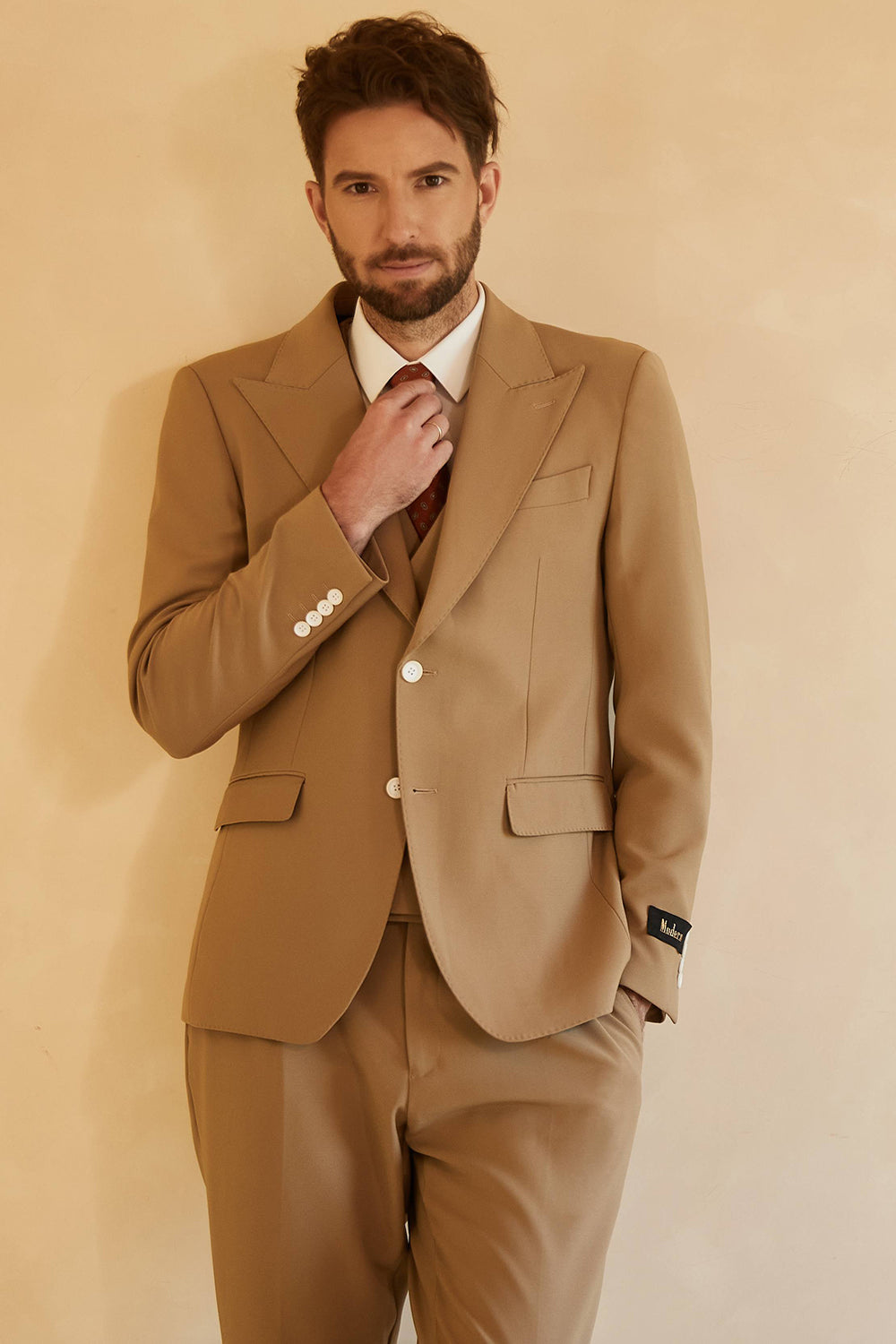 Brown Single Breasted Peak Lapel 3 pièces costumes de mariage pour hommes