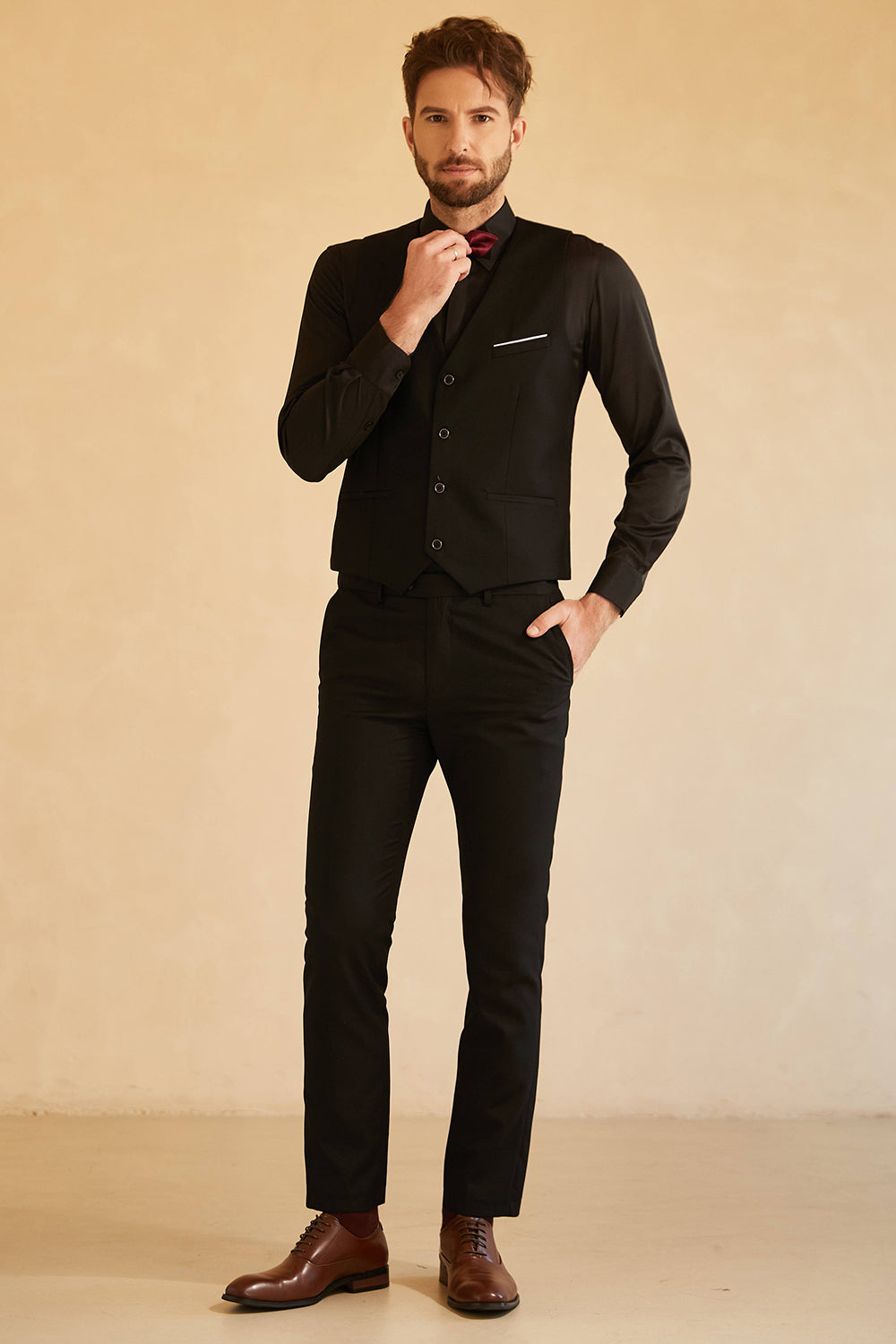 Costume de soirée homme noir rouge revers châle
