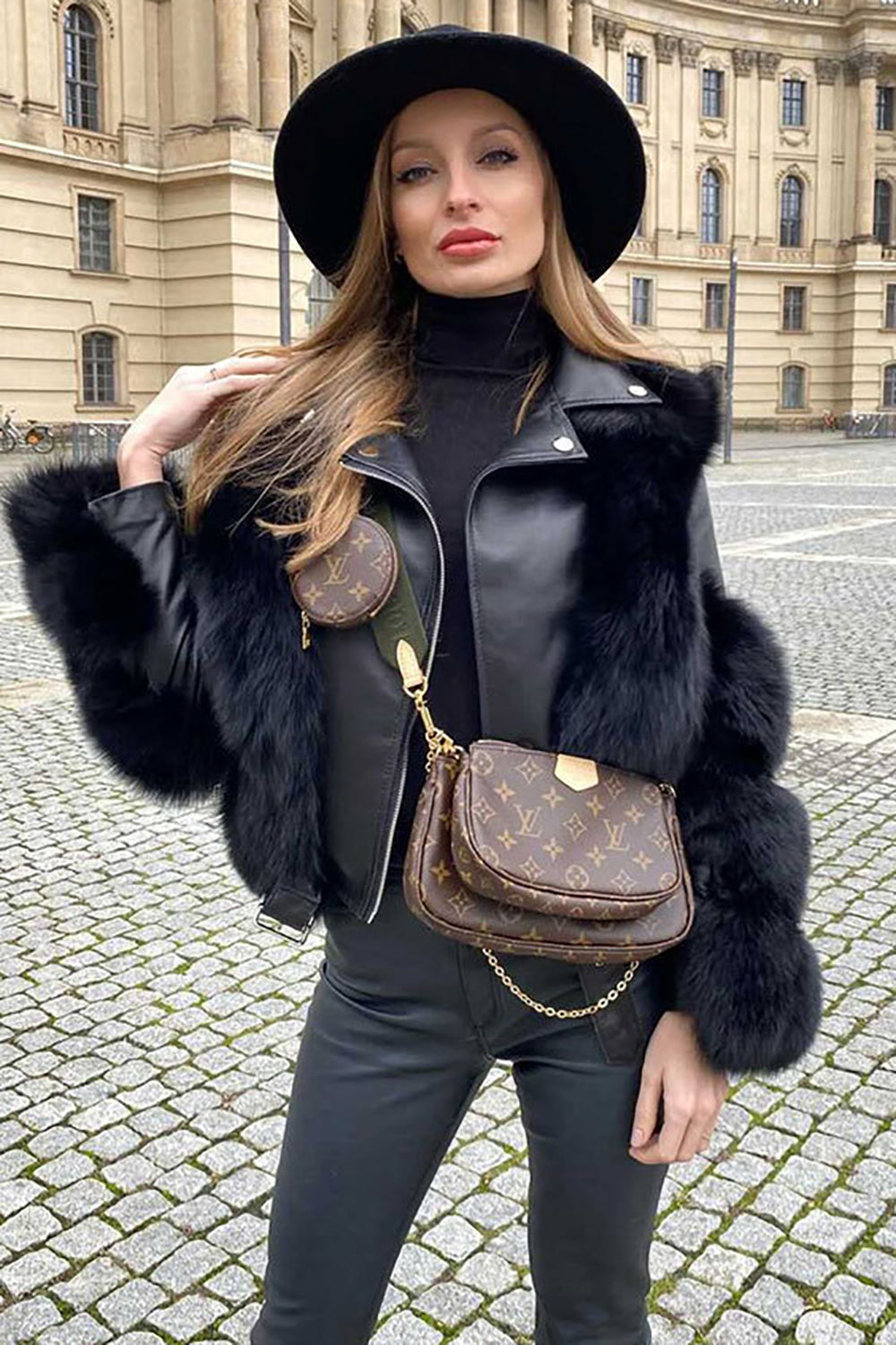 Veste en similicuir en cuir de fausse fourrure recadrée noire