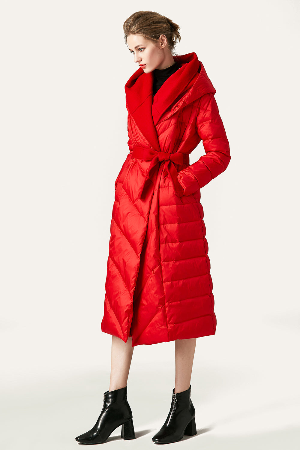 Veste Puffer matelassée à bouton noir avec capuche en fausse fourrure