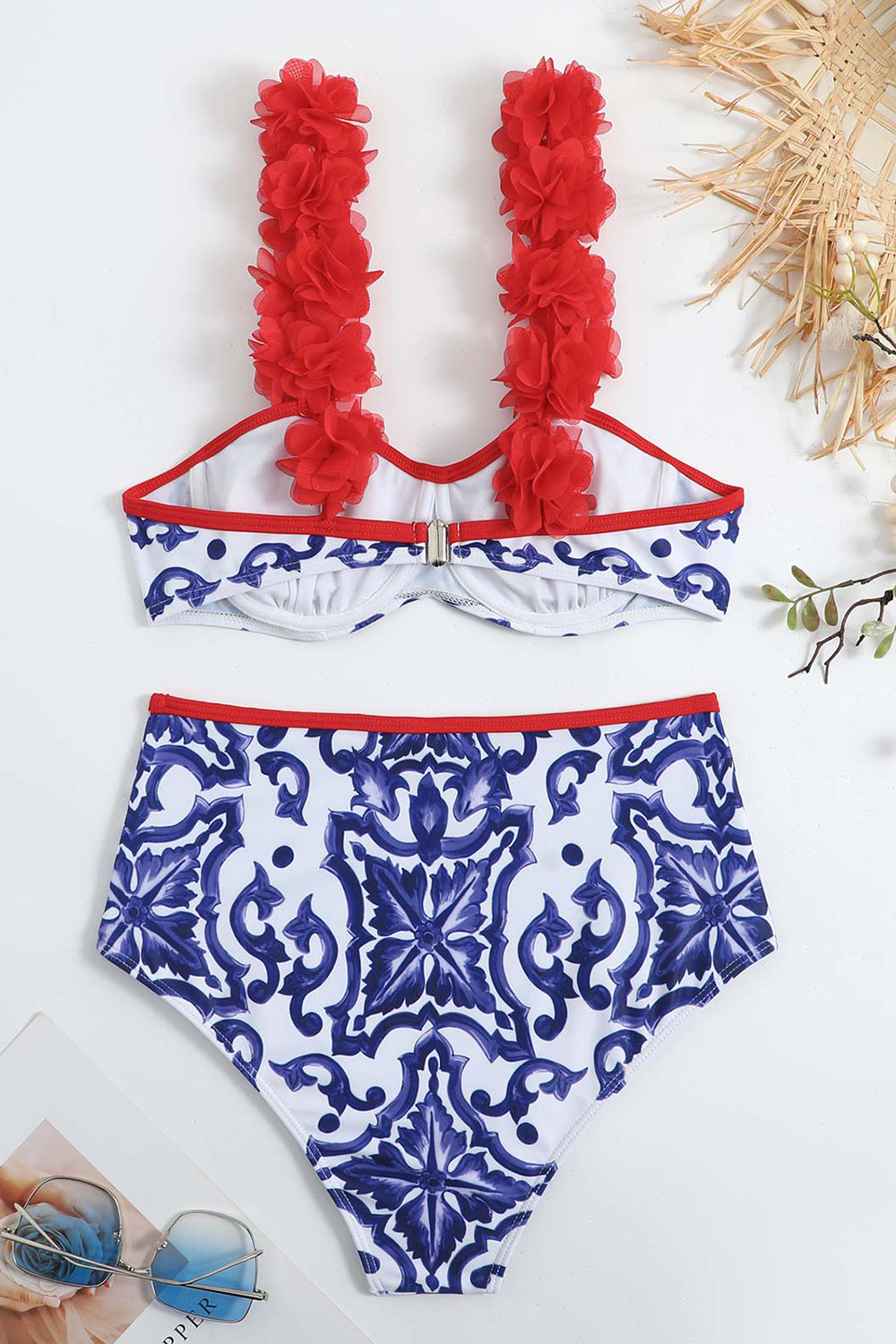 3 pièces d’impression de maillots de bain en porcelaine bleue et blanche avec robe de plage