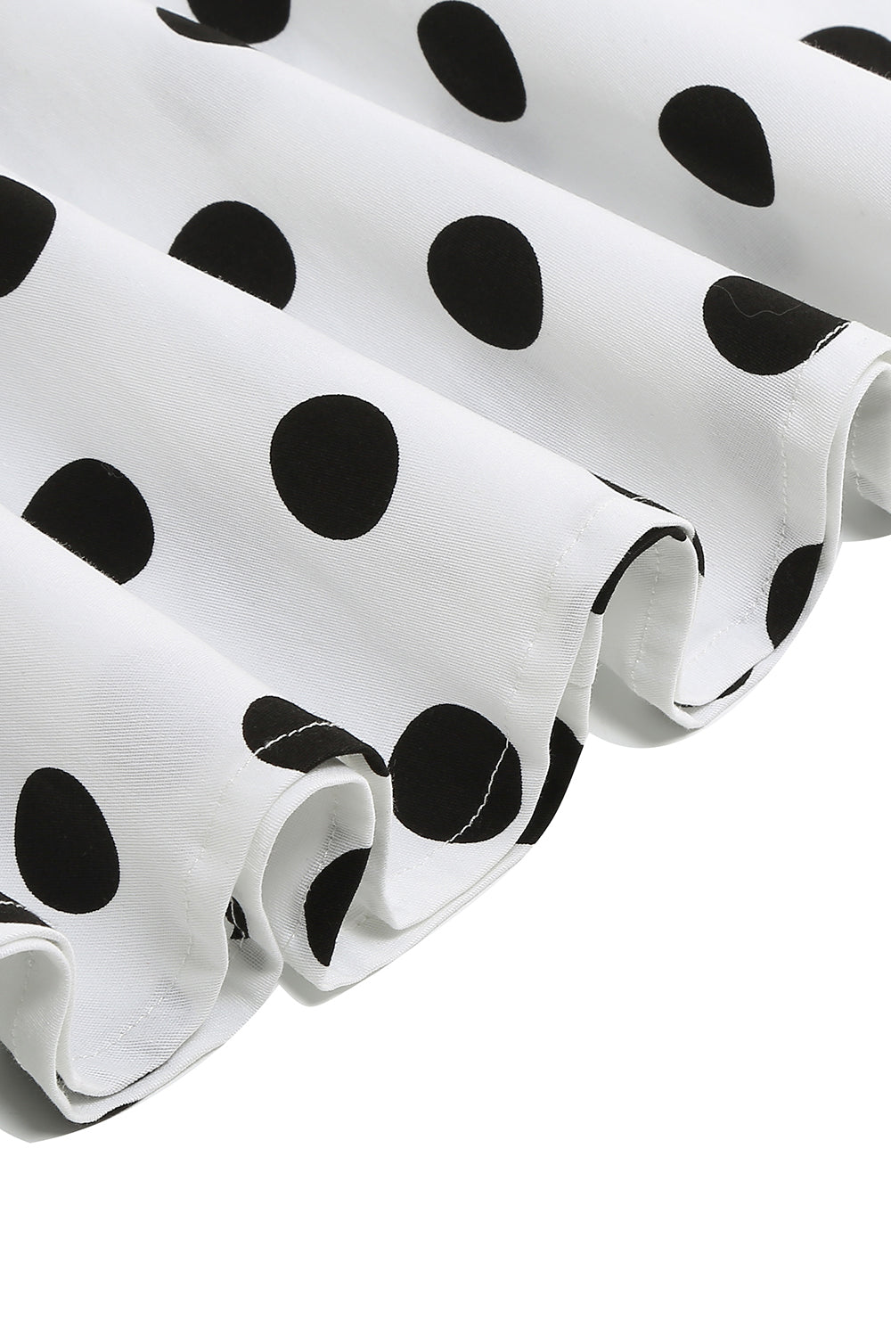 Robe à pois blancs à manches courtes