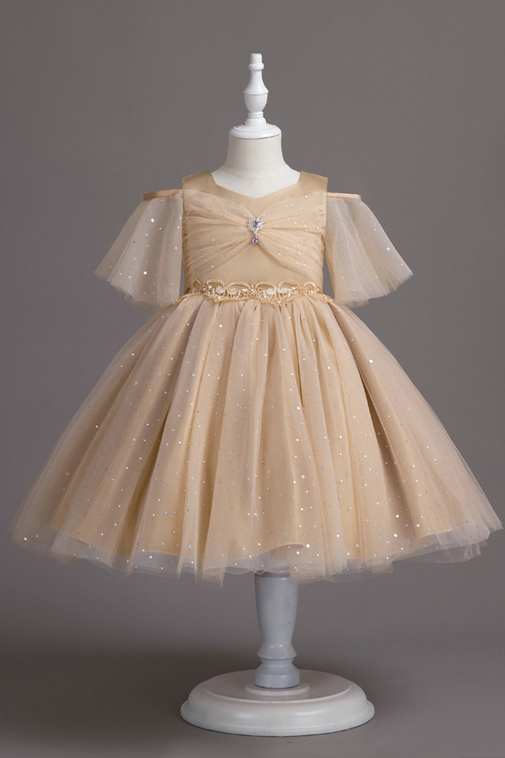 Une ligne de l’épaule Burgundy Tulle Girl Dress