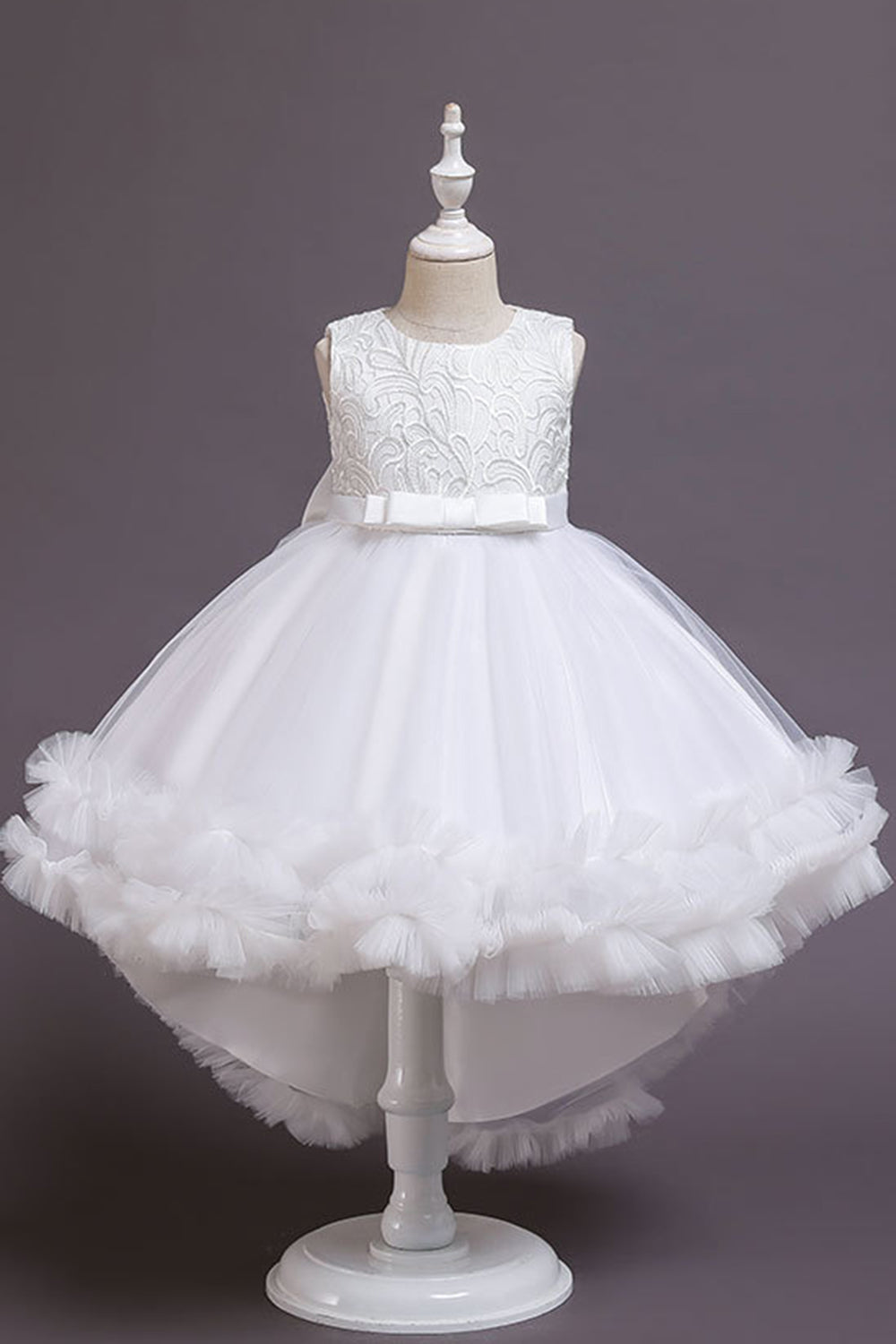 Fille de fleur blanche haute basse Robe avec nœud papillon