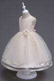 Col bateau Robe de fille blanche en tulle avec arc