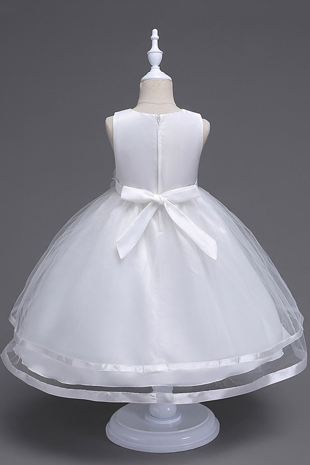 Col bateau Robe de fille blanche en tulle avec arc