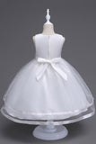 Col bateau Robe de fille blanche en tulle avec arc