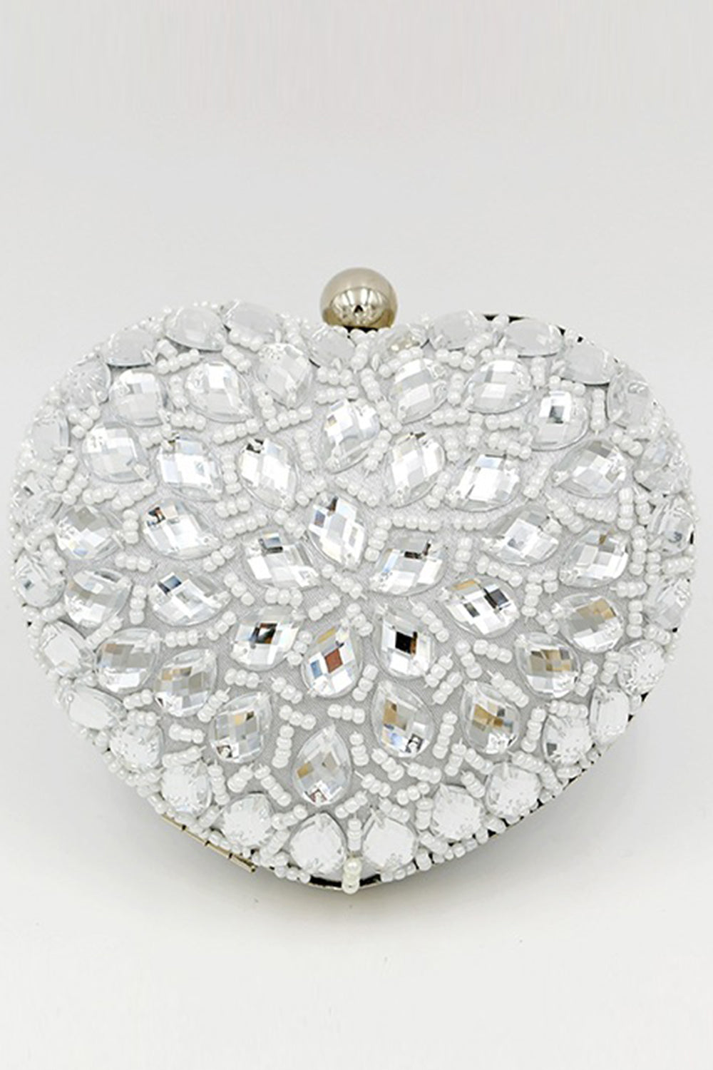 Embrayage de fête en forme de cœur perlé d’argent