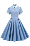 Robe vintage bleu clair des années 50 avec manches