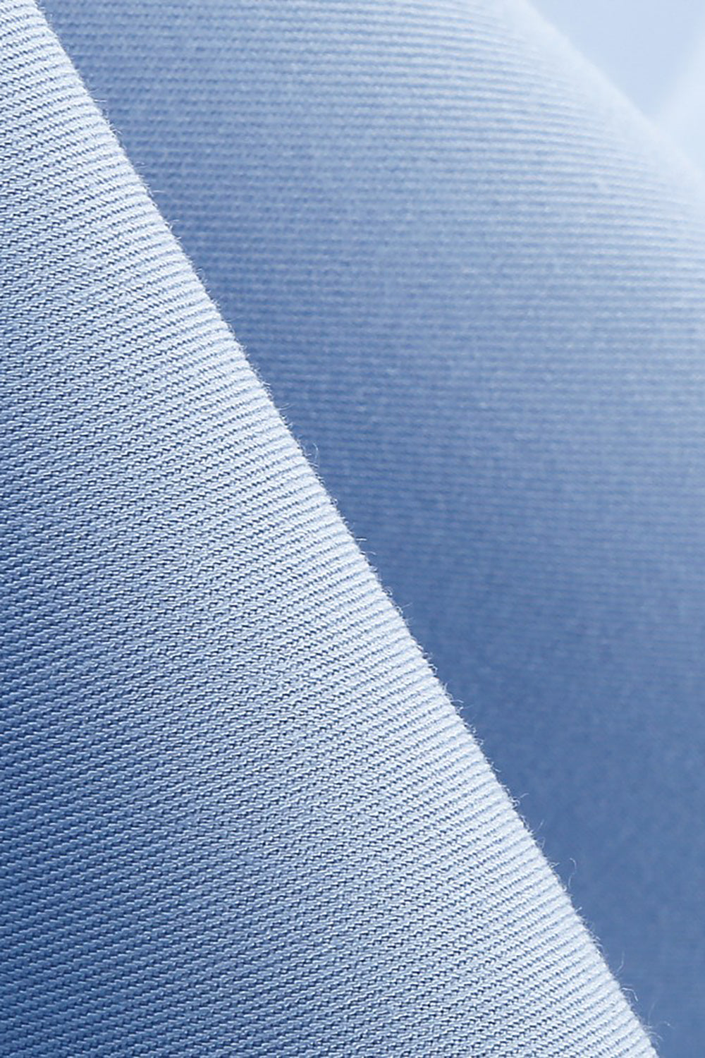 Robe bleue des années 50 de style rétro avec manches courtes