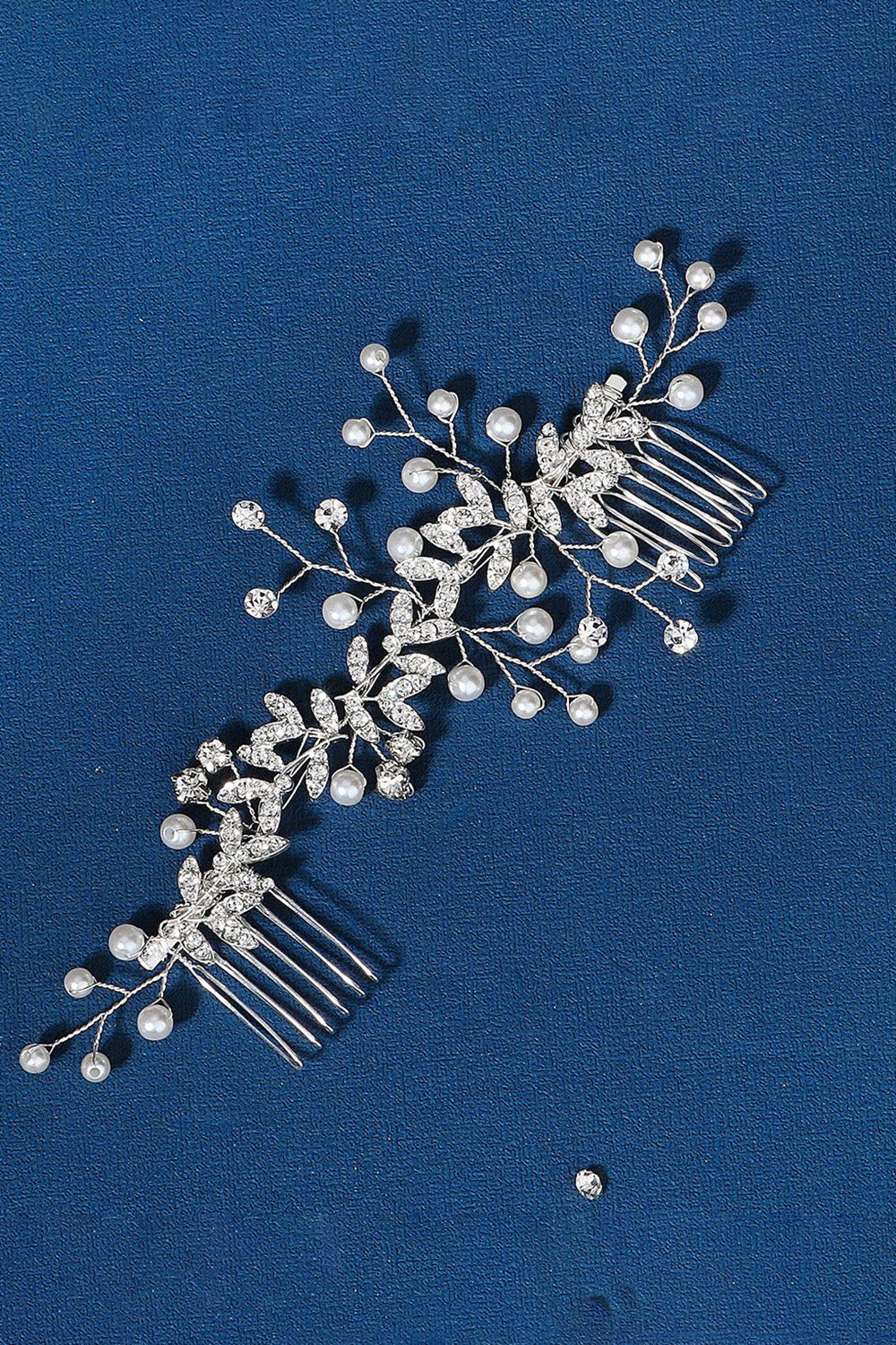 Accessoires de cheveux de mariée en perles de strass faits à la main
