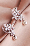 Boucles d’oreilles en pierre de strass Flower Pearl