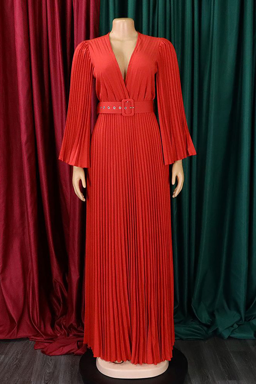 Robe d’invité de mariage longue plissée bleu ciel