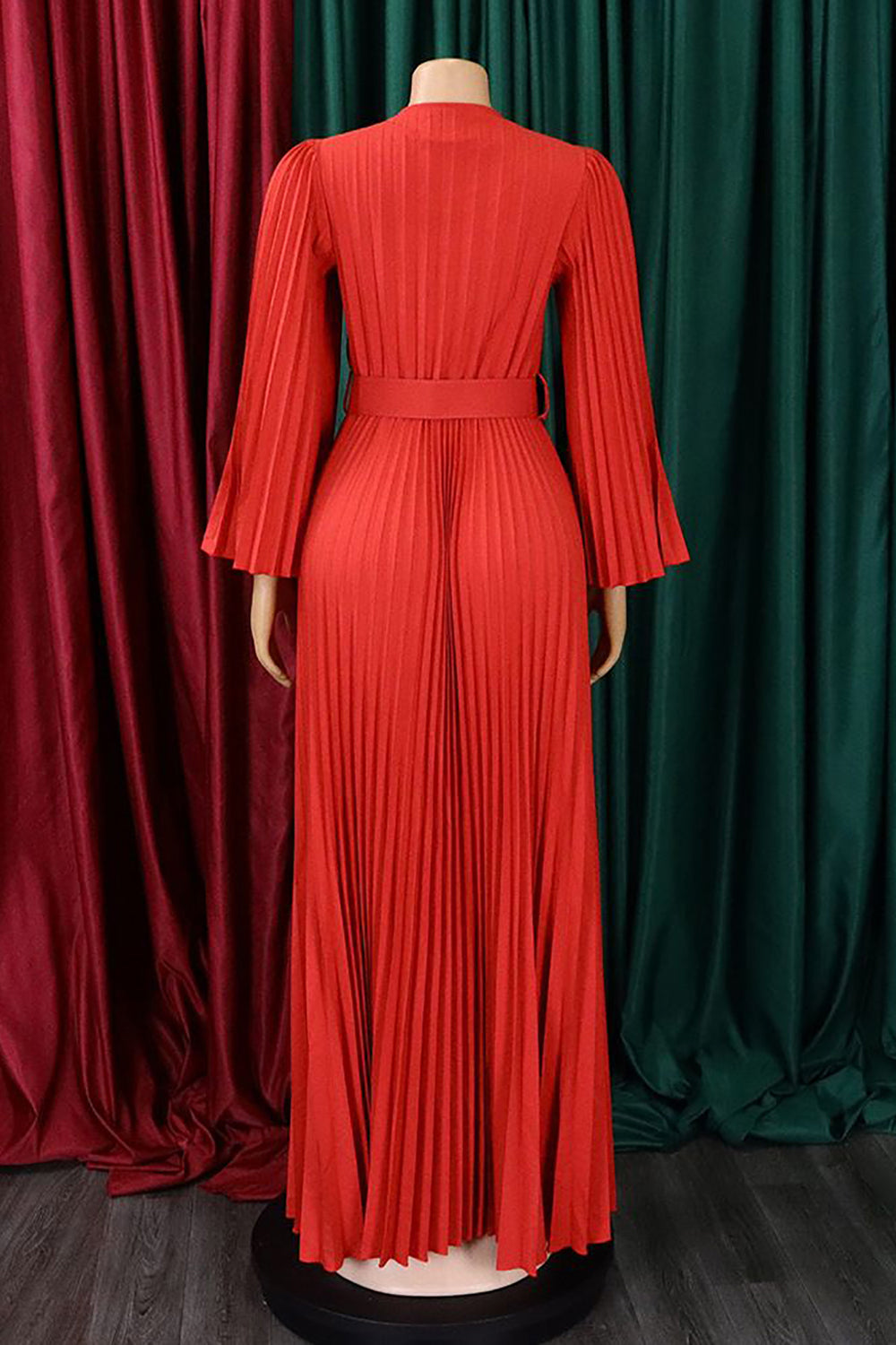 Robe d’invité de mariage longue plissée bleu ciel