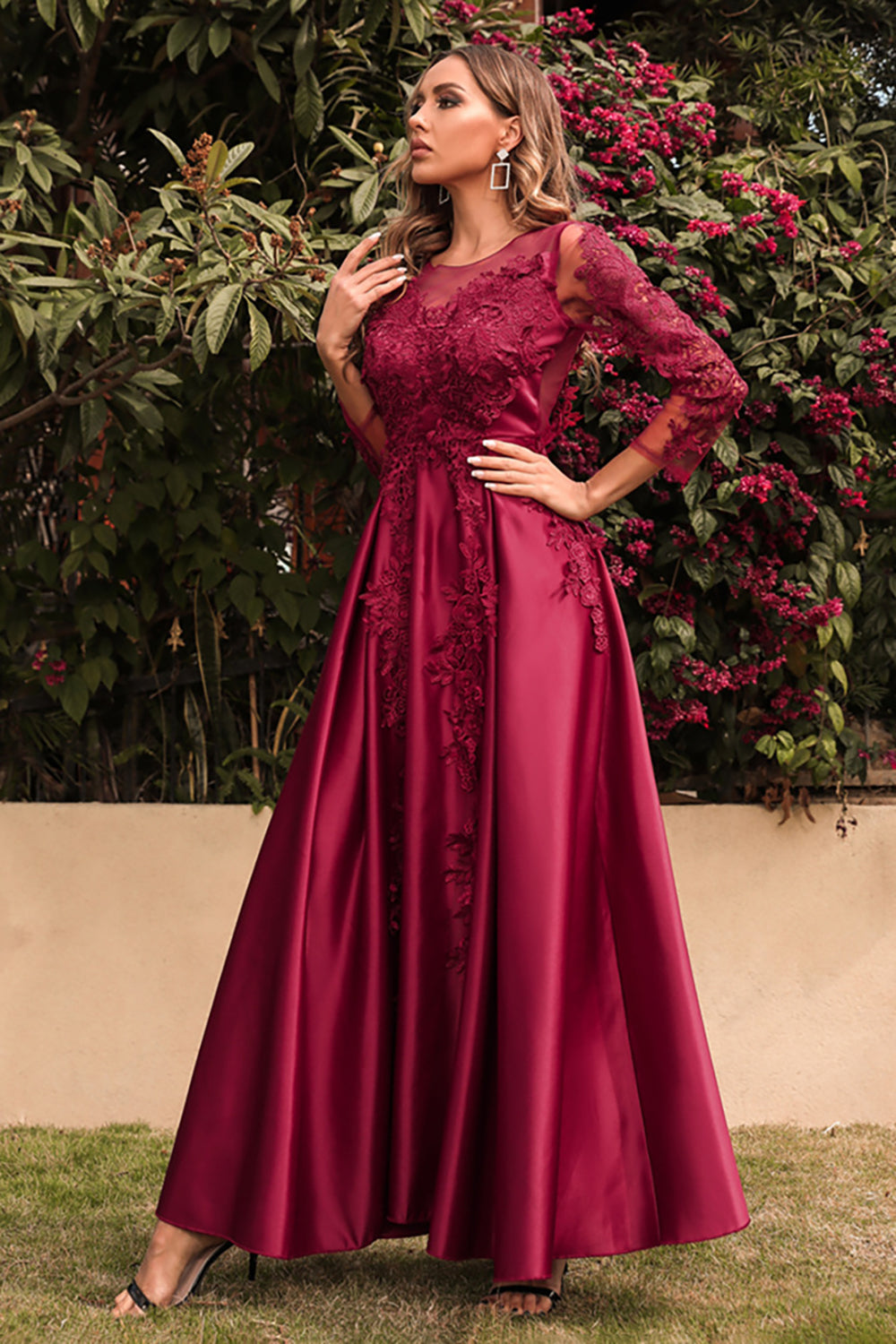 Satin A Line Robe Mère De La Mariée à Manches Longues