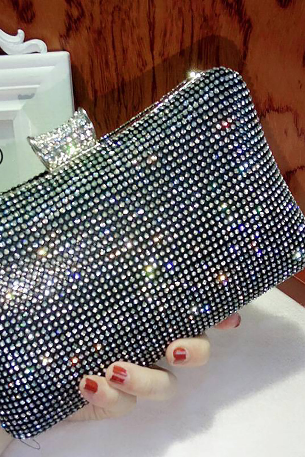 Sac à main de soirée en strass noir