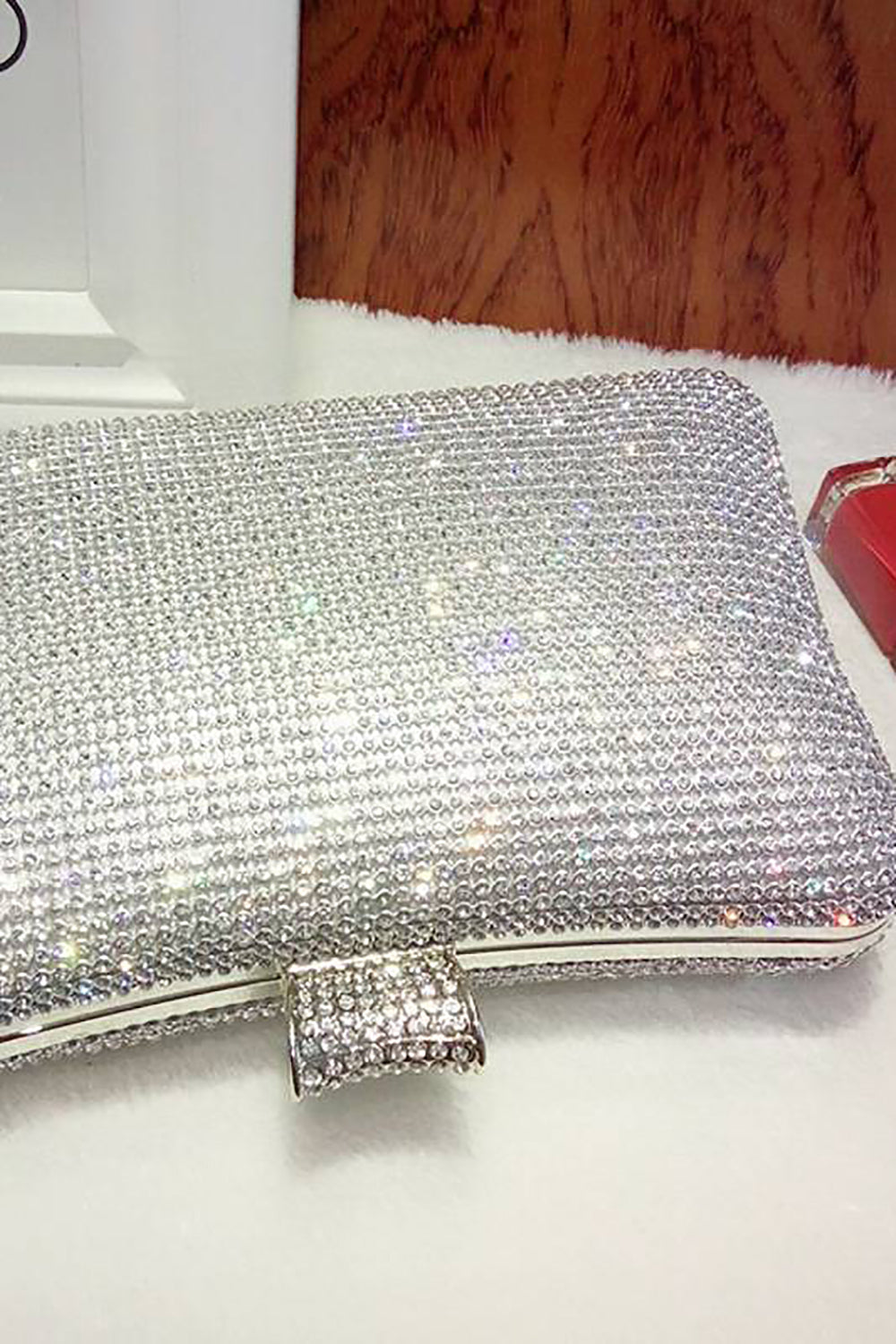 Sac à main de soirée en strass noir