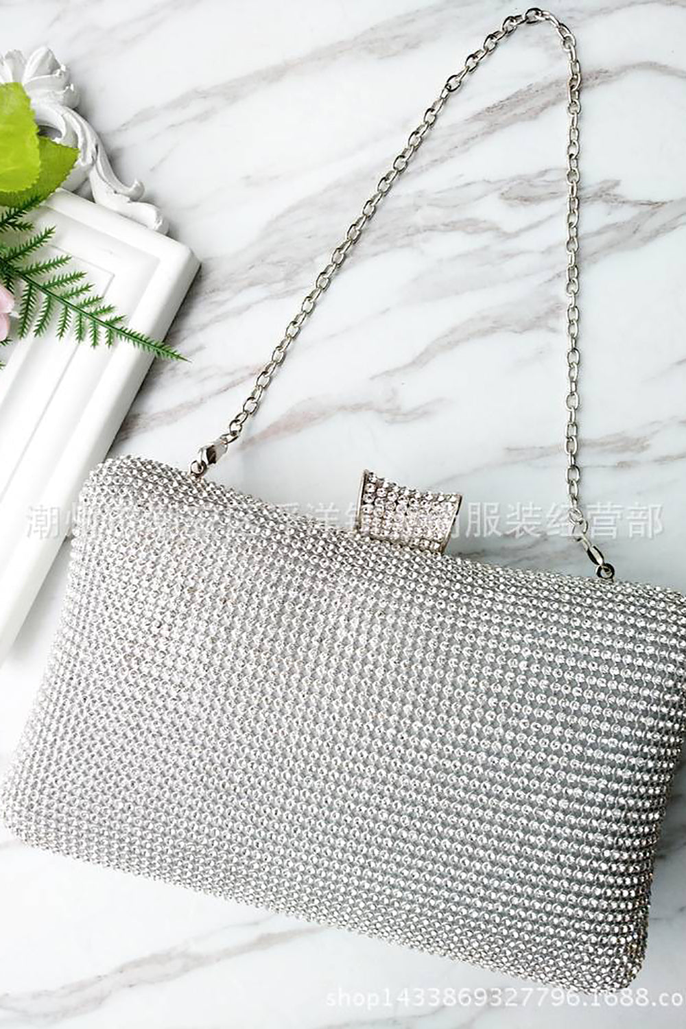 Sac à main de soirée en strass noir