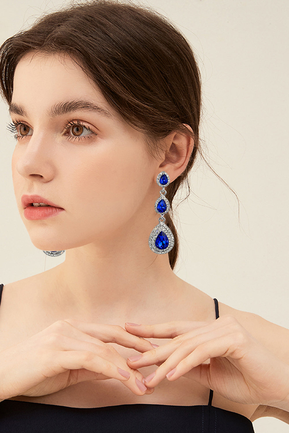 Boucles d’oreilles strass vert foncé