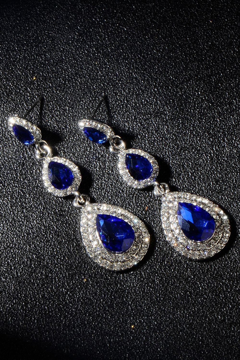 Boucles d’oreilles strass vert foncé