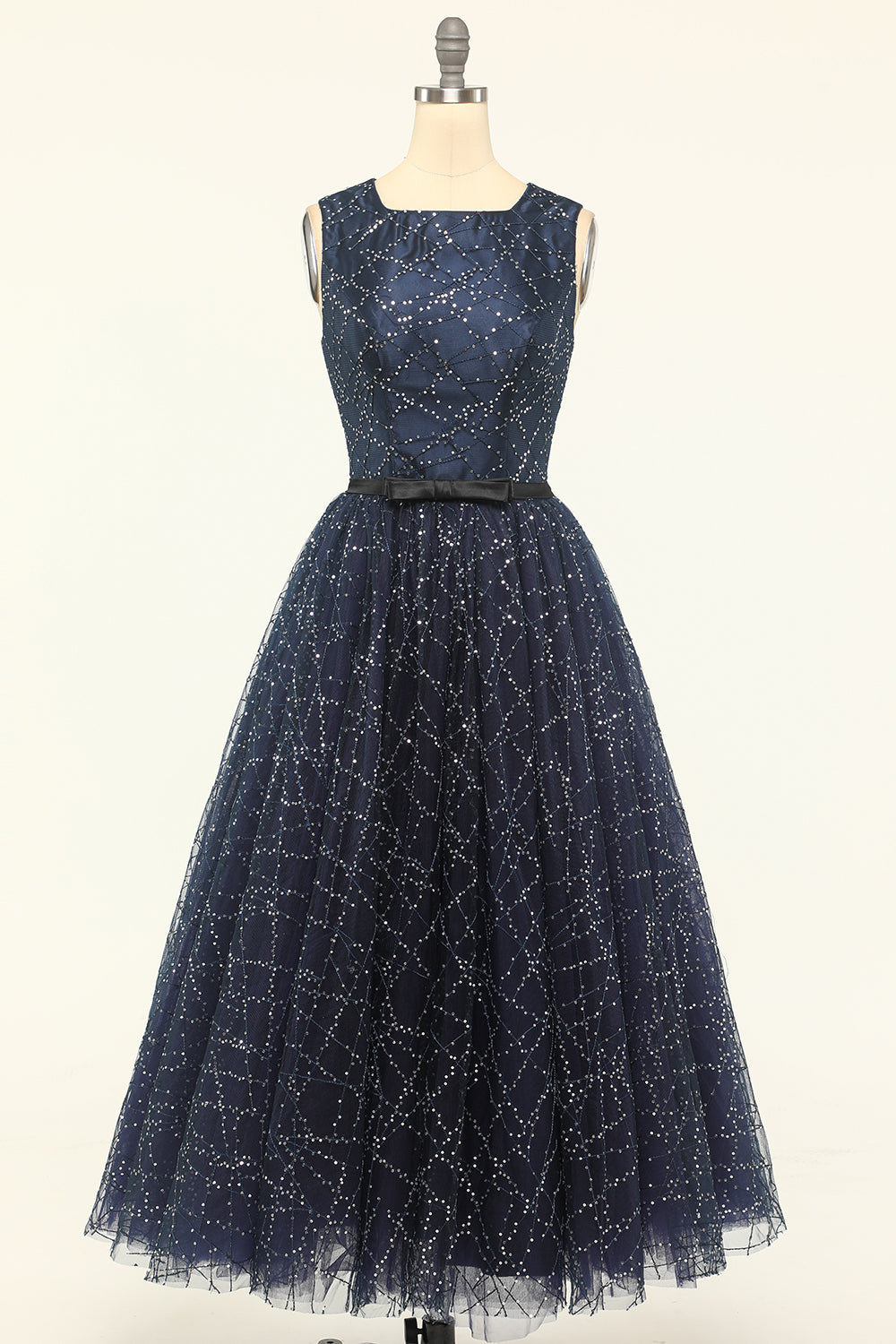 Robe de bal en tulle marine scintillante