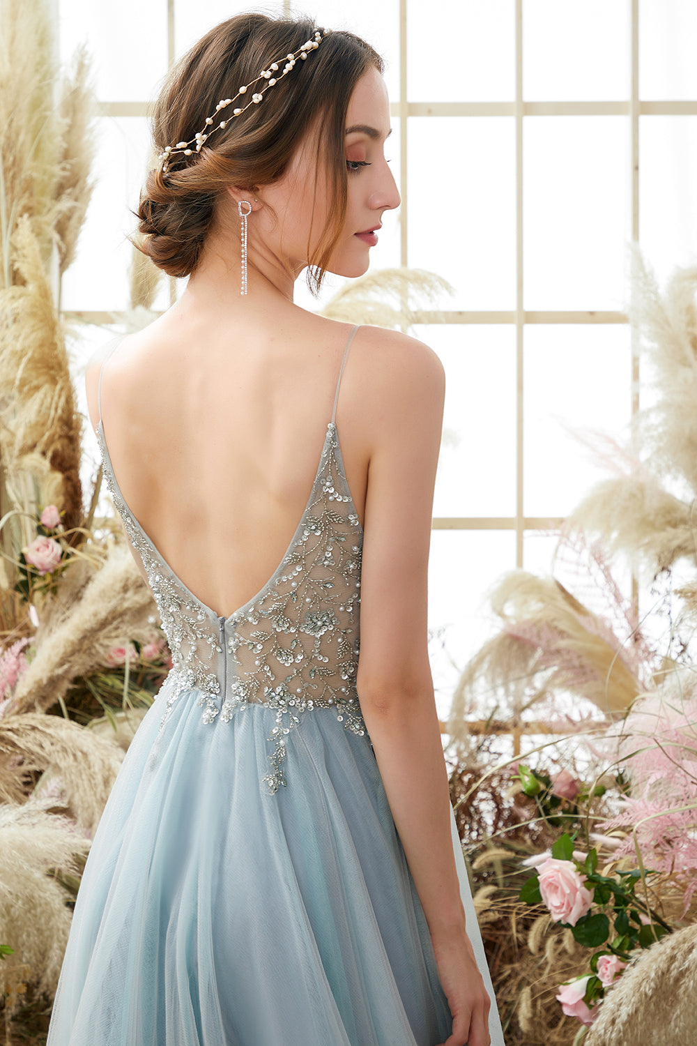 Robe de bal bleu clair en tulle