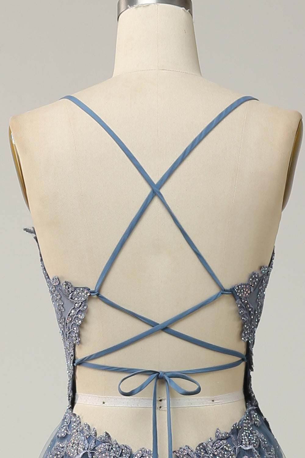 Bretelles spaghetti Une ligne gris bleu longue robe de soirée avec dos croisé