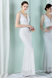 Robe de soirée sirène à col en V profond blanc