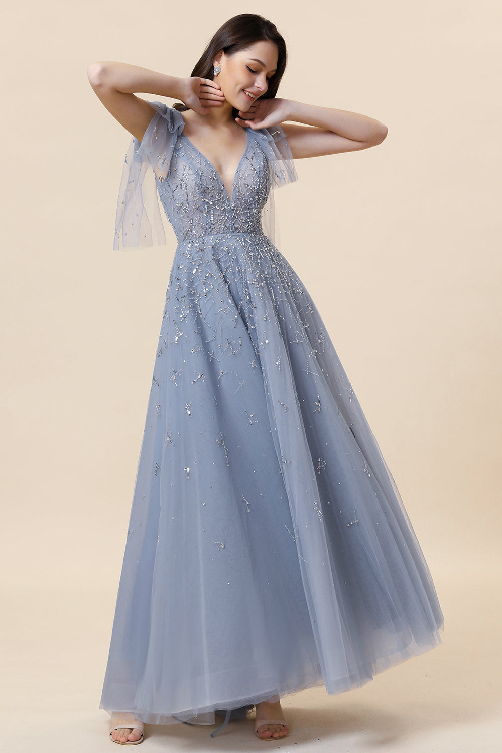 Robe de bal en tulle long tulle gris perlé scintillant