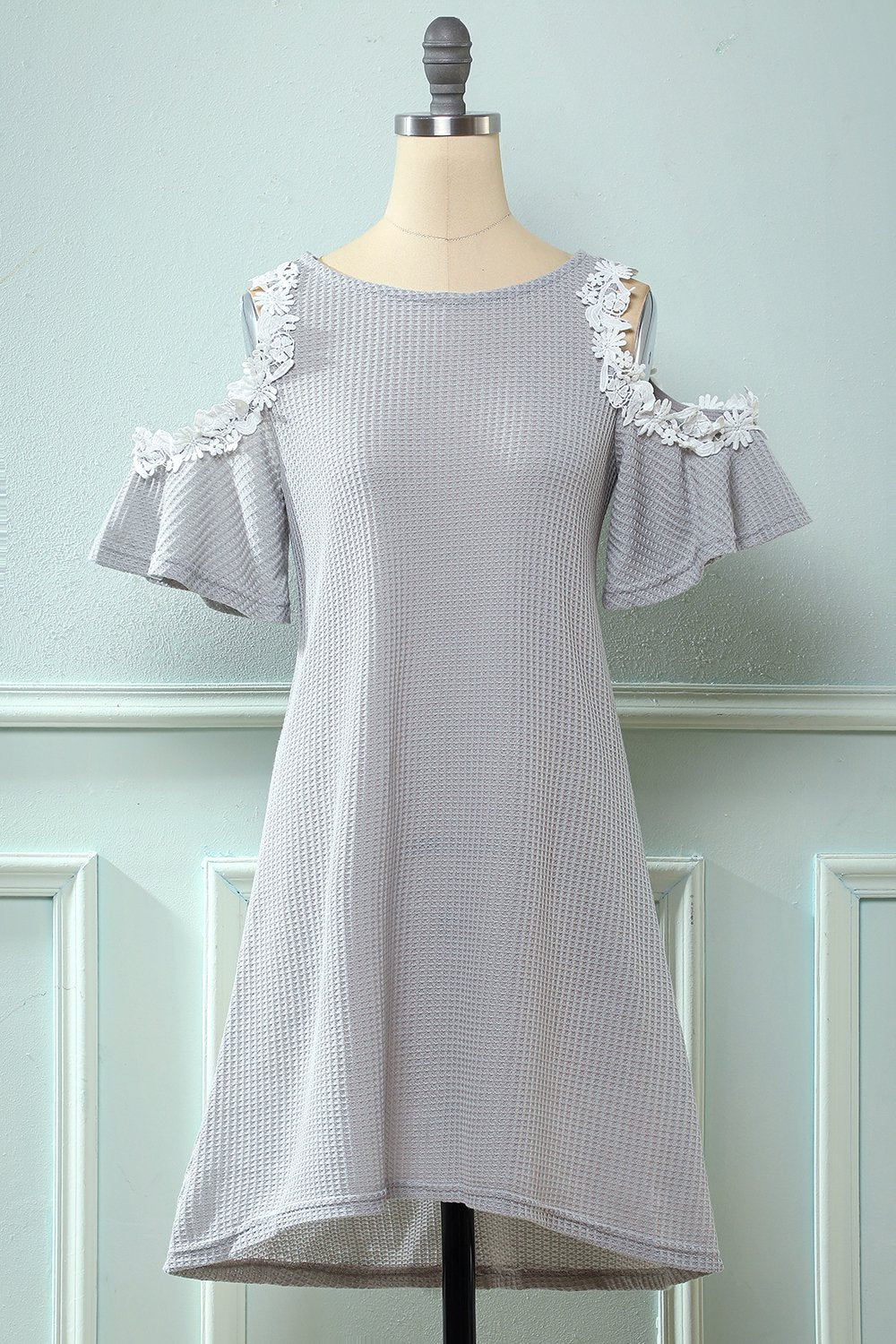 Dark Red Off the Shoulder Knitted Dress avec appliques