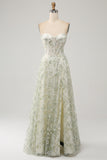 Robe de soirée corset trapèze trapèze vert clair avec broderie