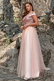 Une ligne de la robe de bal Shoulder Blush Plus
