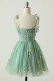 Mignonne A Line Spaghetti Straps Champagne Homecoming Robe avec Broderie