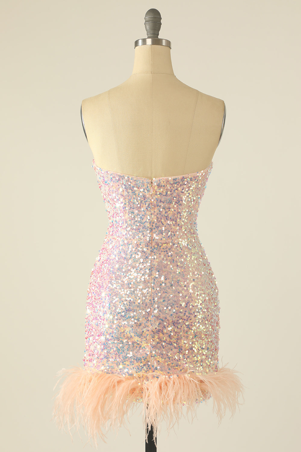 Robe de retour à paillettes bleu ciel avec plumes