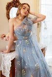 Une robe de bal Line One Shoulder Grey Blue Plus Size avec broderie