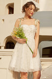 Élégantes Spaghetti Straps Blanche Robe de cocktail avec Broderie