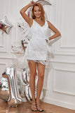Gaine Robe de soirée courte blanche à col en V avec pompon