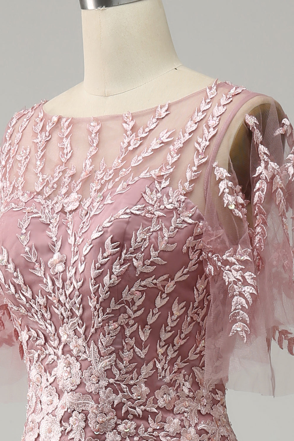 Robe de mère de mariée en tulle de sirène rose gris avec dentelle